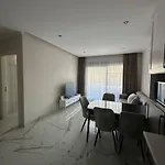 Cosy Flat, 150m To The Sea *