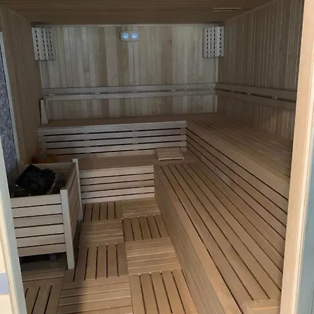 Cosy Flat, 150m To The Sea * 阿拉尼亚