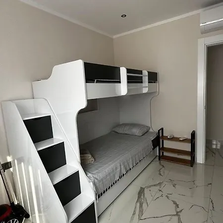 Cosy Flat, 150m To The Sea *