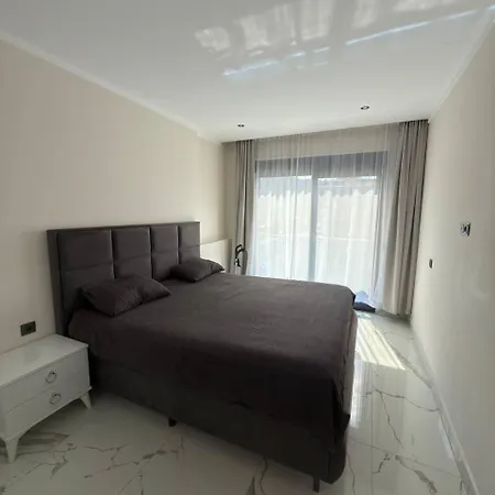 Cosy Flat, 150m To The Sea Аланія